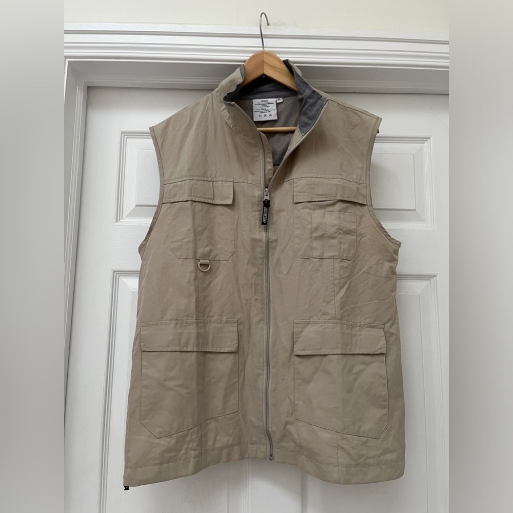 GKS men’s vest size X-Large